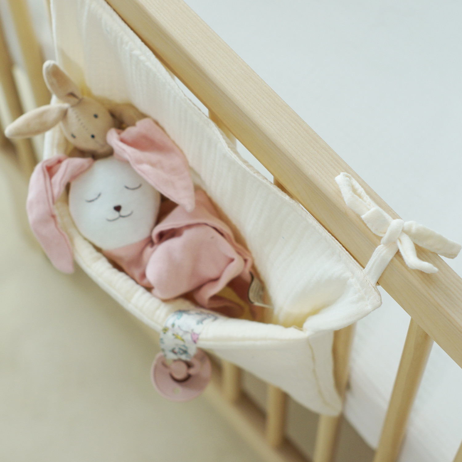 Doudou bébé fille personnalisable en coton bio rose poudre